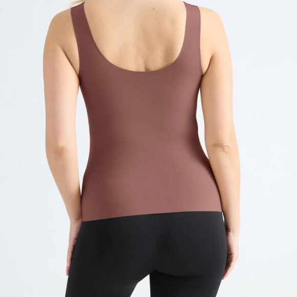 BNWT KNIX LuxeLift Scoop Neck Tank, Sola - Picture 2 of 5